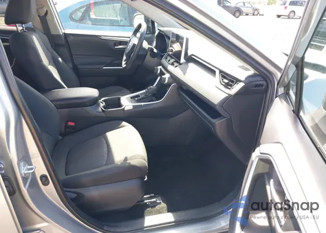 2024 Toyota Rav4 Xle из США, поврежденный, VIN 2T3W1RFV8RW319542